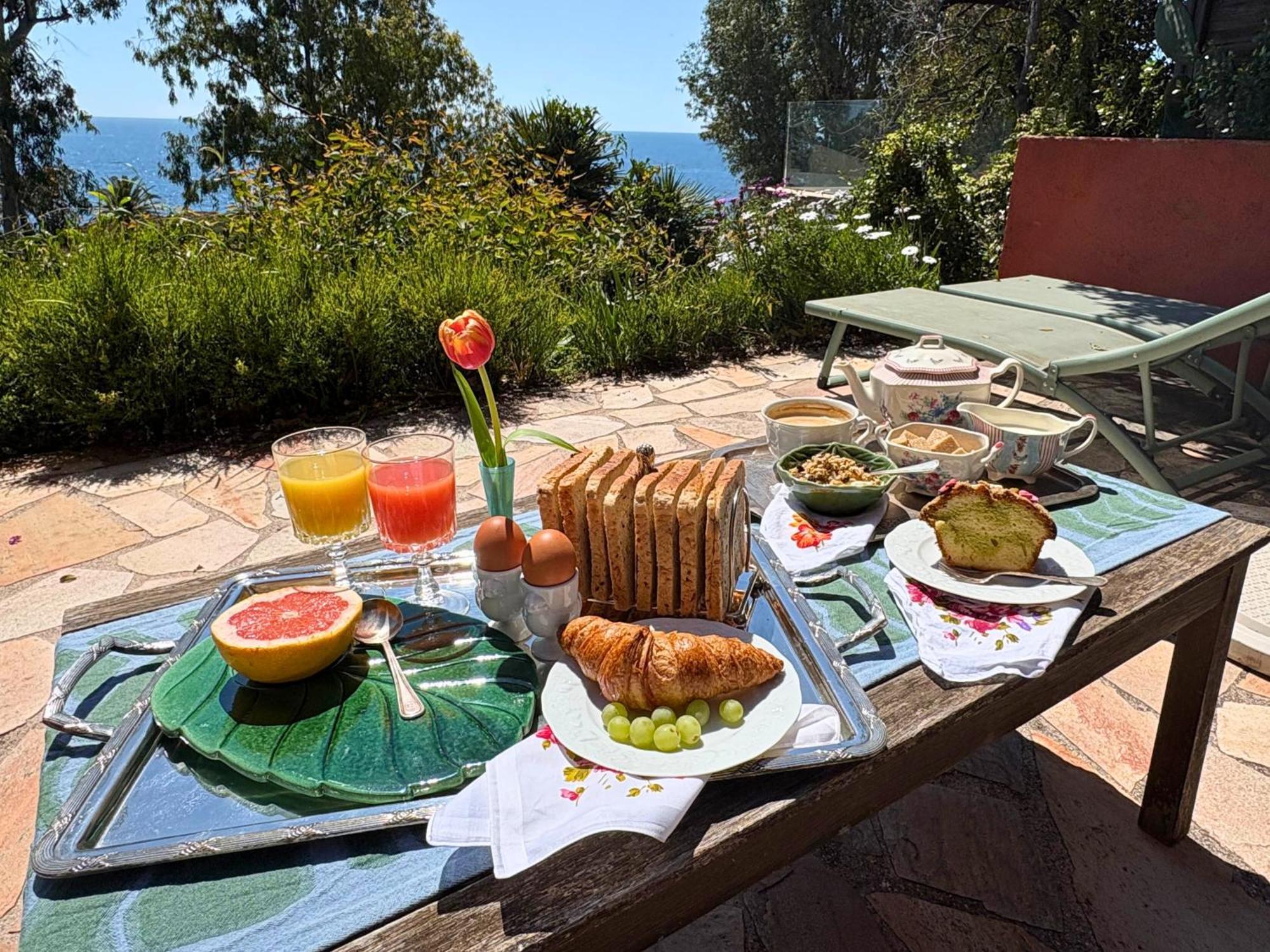 Santa Margarita Bed and Breakfast Saint-Raphaël Buitenkant foto